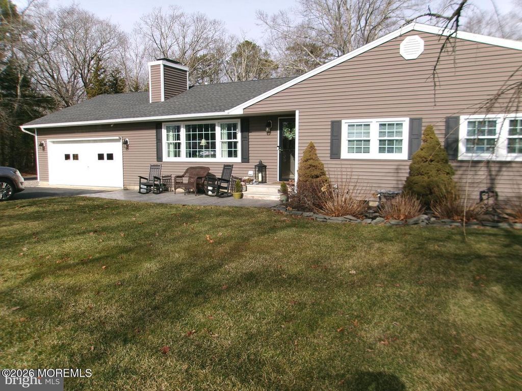 22 Nugentown Road, Little Egg Harbor, NJ 08087