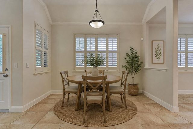 59 S Lace Arbor Drive, The Woodlands, TX 77382