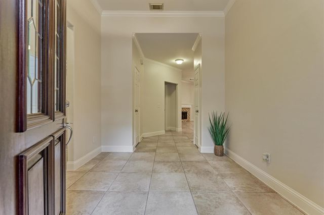 59 S Lace Arbor Drive, The Woodlands, TX 77382