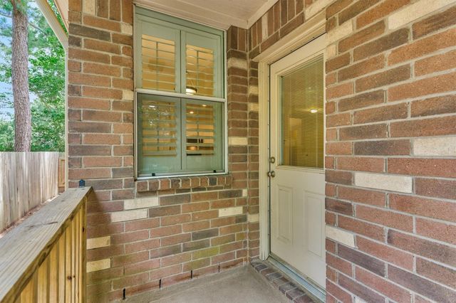 59 S Lace Arbor Drive, The Woodlands, TX 77382