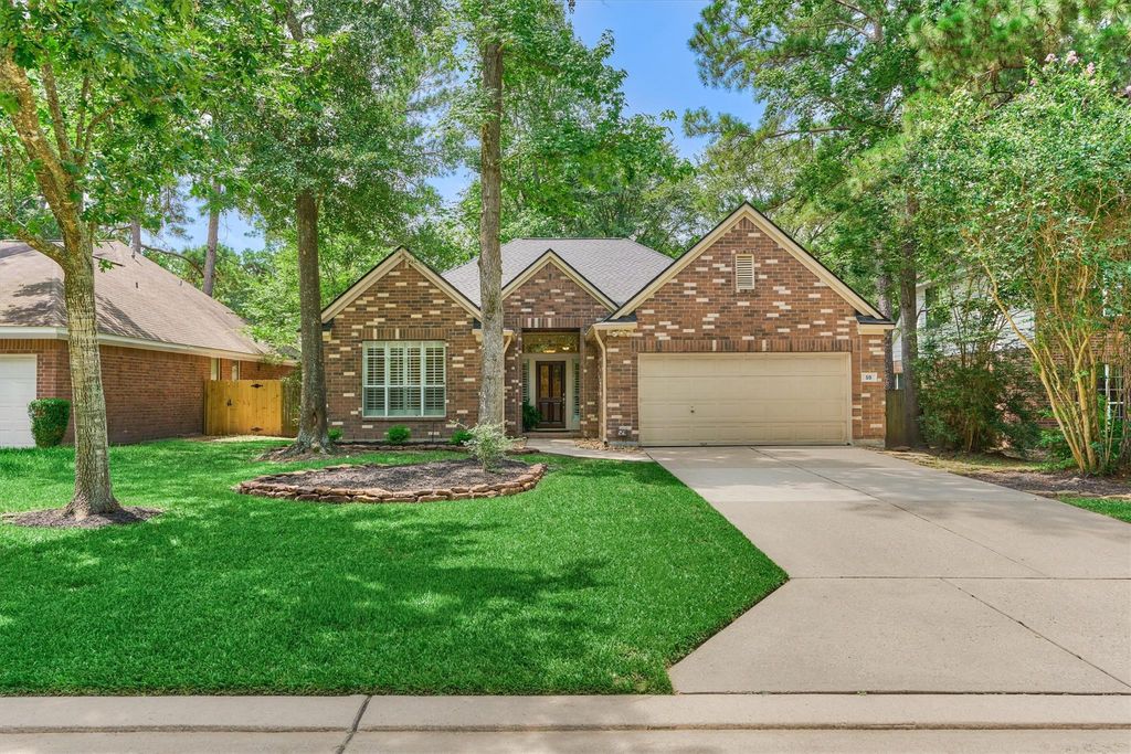 59 S Lace Arbor Drive, The Woodlands, TX 77382