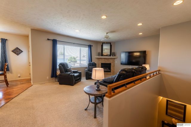 4822 N 162nd Avenue, Omaha, NE 68116