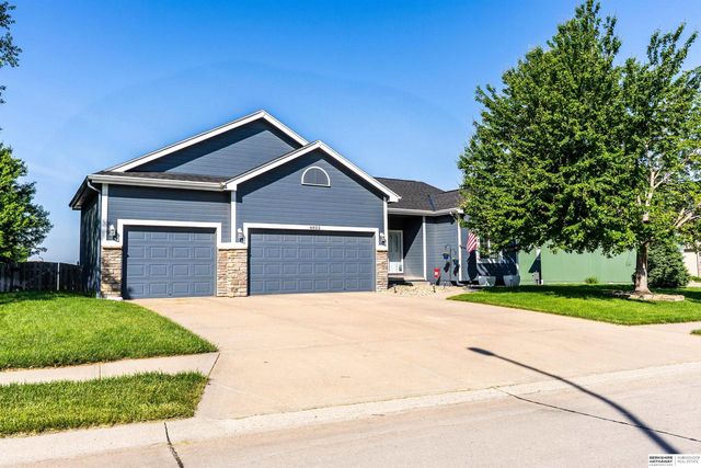 4822 N 162nd Avenue, Omaha, NE 68116