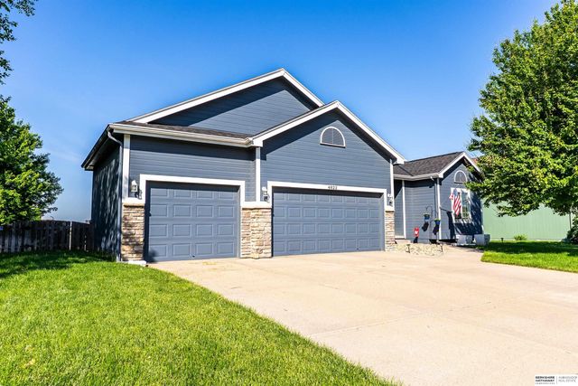 4822 N 162nd Avenue, Omaha, NE 68116