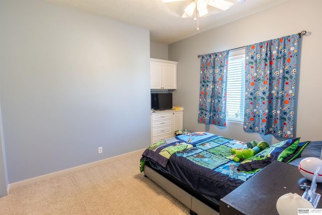 4822 N 162nd Avenue, Omaha, NE 68116