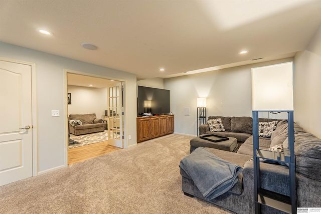 4822 N 162nd Avenue, Omaha, NE 68116