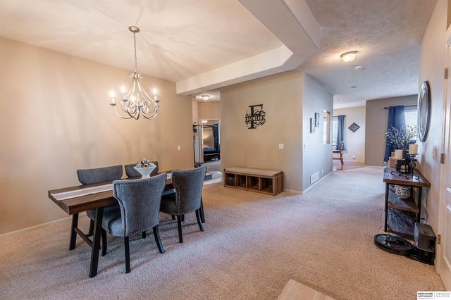 4822 N 162nd Avenue, Omaha, NE 68116