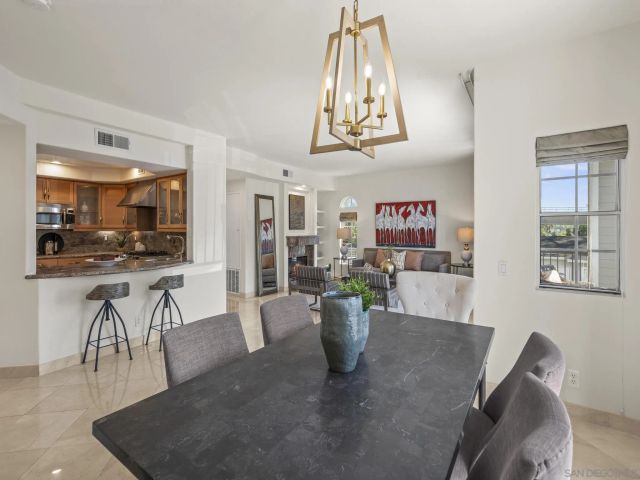 8635 Via Mallorca D, La Jolla, CA 92037