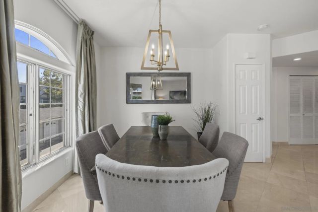 8635 Via Mallorca D, La Jolla, CA 92037