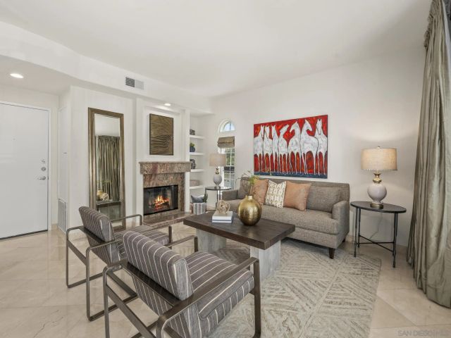 8635 Via Mallorca D, La Jolla, CA 92037