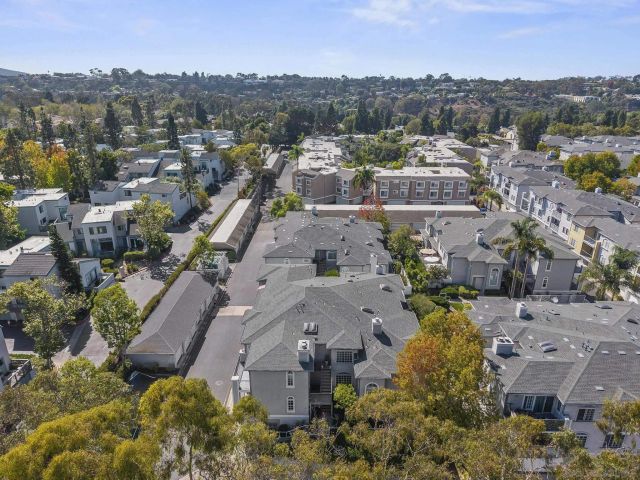 8635 Via Mallorca D, La Jolla, CA 92037