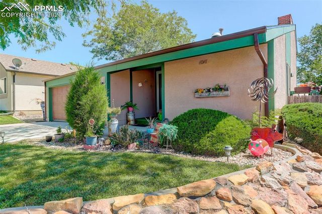 27 Terrace Drive, Pueblo, CO 81001