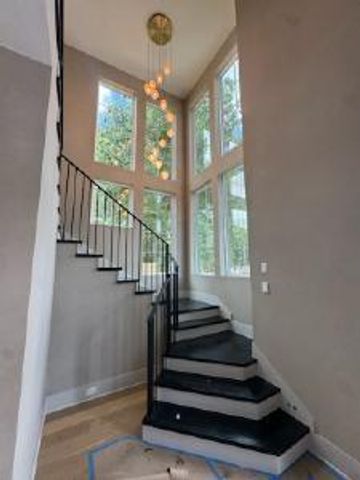 416 Eleanor St, Houston, TX 77009