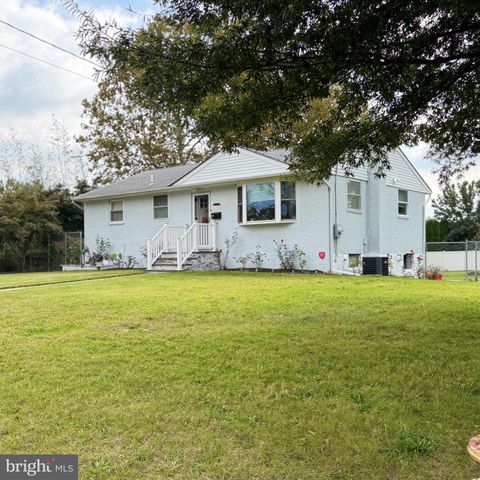 242 MORTON AVE, Paulsboro, NJ 08066
