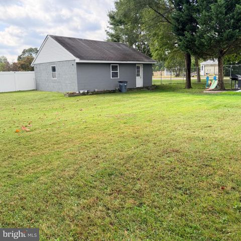 242 MORTON AVE, Paulsboro, NJ 08066