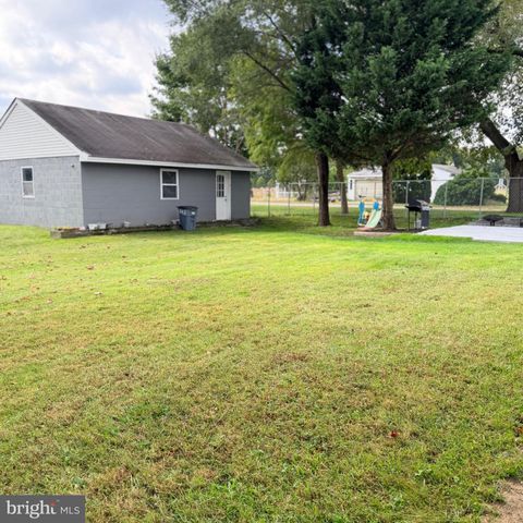 242 MORTON AVE, Paulsboro, NJ 08066