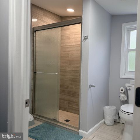 242 MORTON AVE, Paulsboro, NJ 08066
