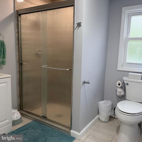 242 MORTON AVE, Paulsboro, NJ 08066