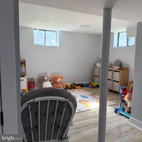 242 MORTON AVE, Paulsboro, NJ 08066
