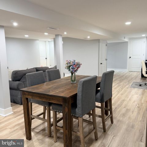 242 MORTON AVE, Paulsboro, NJ 08066