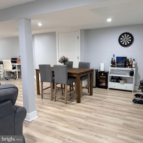 242 MORTON AVE, Paulsboro, NJ 08066