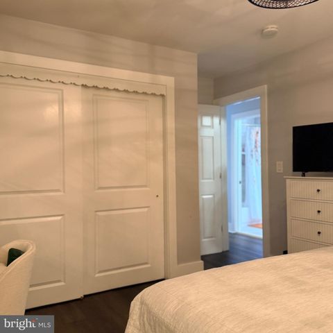 242 MORTON AVE, Paulsboro, NJ 08066