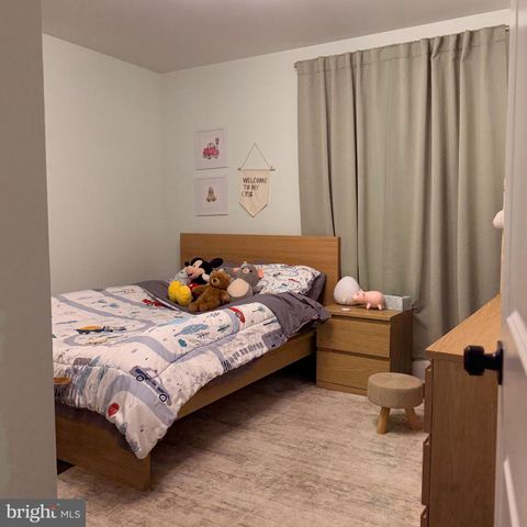 242 MORTON AVE, Paulsboro, NJ 08066
