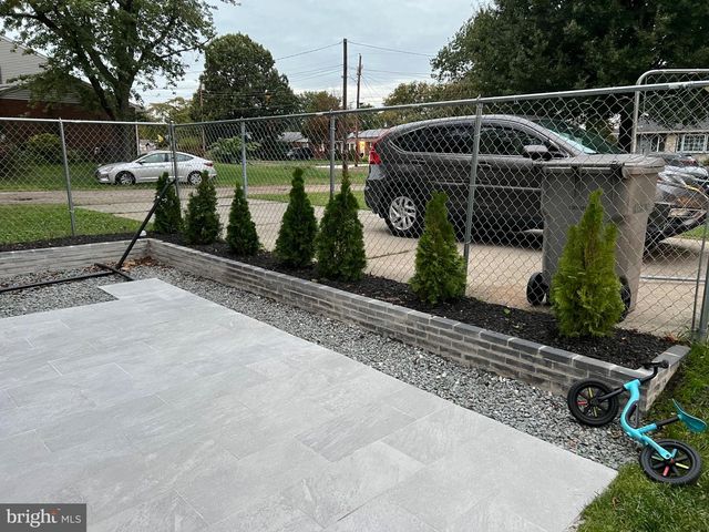 242 MORTON AVE, Paulsboro, NJ 08066