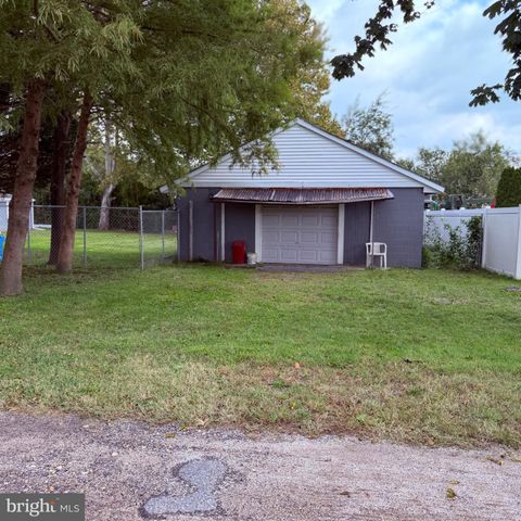 242 MORTON AVE, Paulsboro, NJ 08066