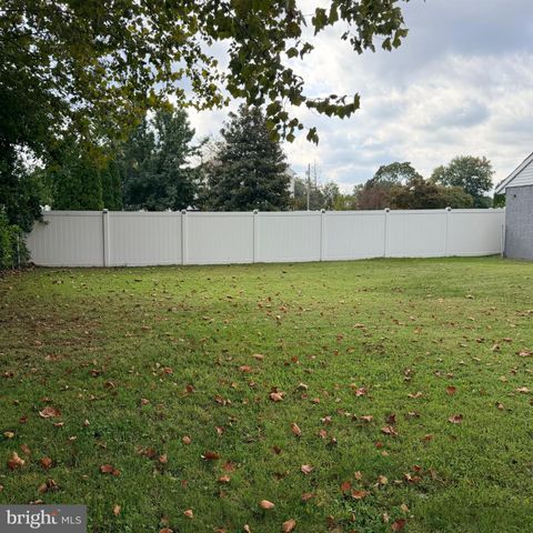 242 MORTON AVE, Paulsboro, NJ 08066
