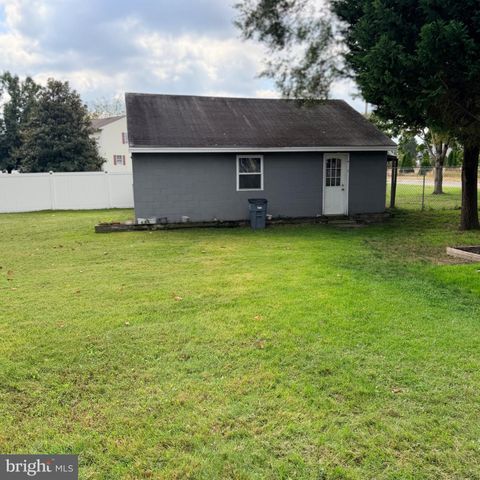 242 MORTON AVE, Paulsboro, NJ 08066