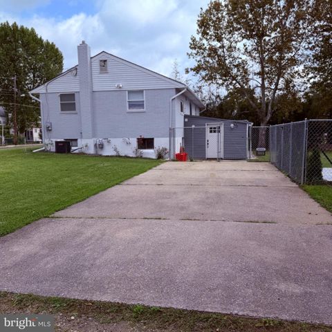 242 MORTON AVE, Paulsboro, NJ 08066