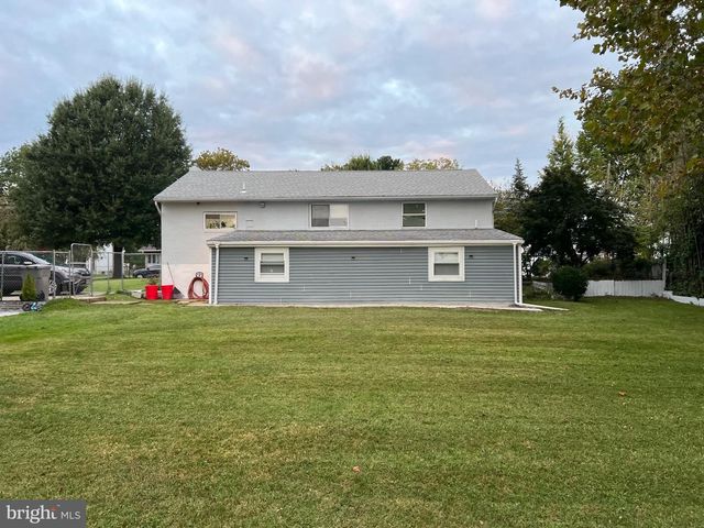 242 MORTON AVE, Paulsboro, NJ 08066