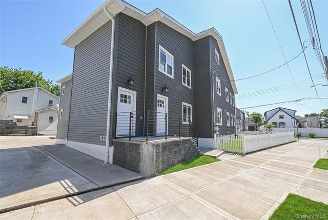 118-11 Lakeview Boulevard, Jamaica South, NY 11434