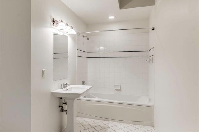 201 Main Street 6G, Houston, TX 77002