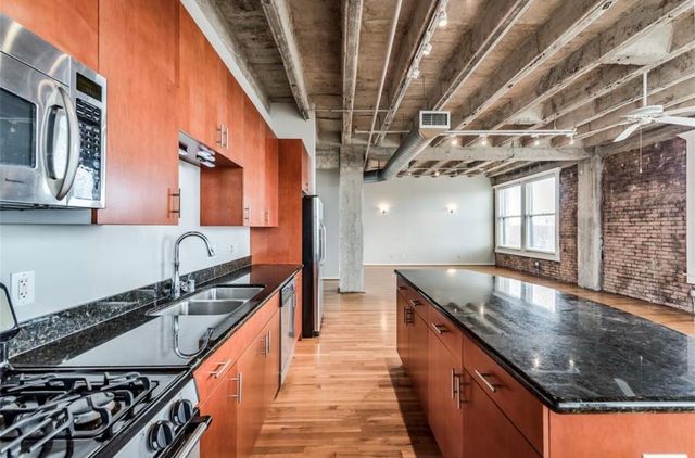 201 Main Street 6G, Houston, TX 77002