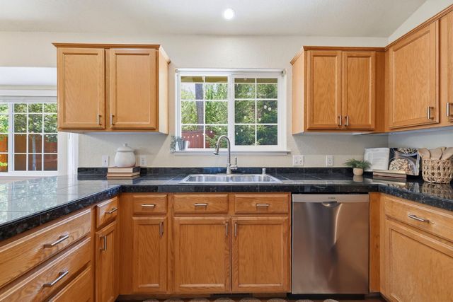 11187 Ball Rd, Grass Valley, CA 95949