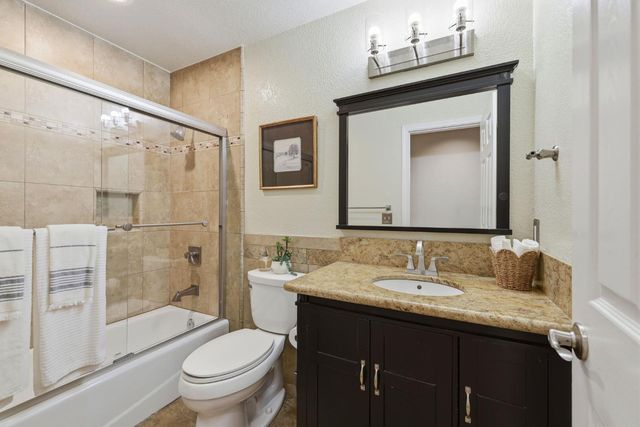 11187 Ball Rd, Grass Valley, CA 95949
