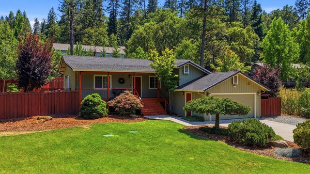 11187 Ball Rd, Grass Valley, CA 95949