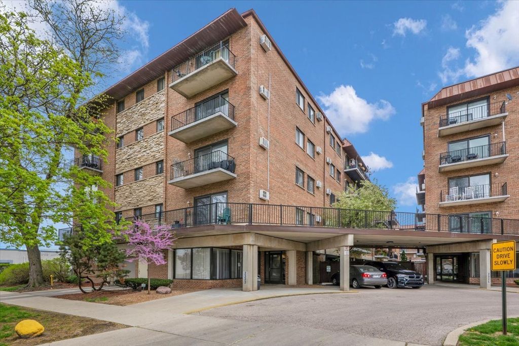 2333 N Neva Avenue 306C, Chicago, IL 60707