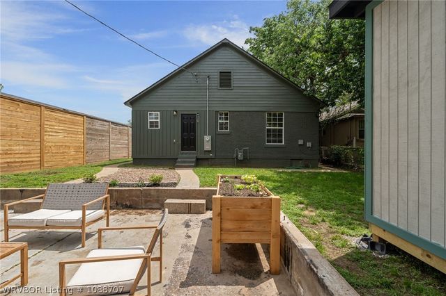 710 S 23rd Street, Fort Smith, AR 72901