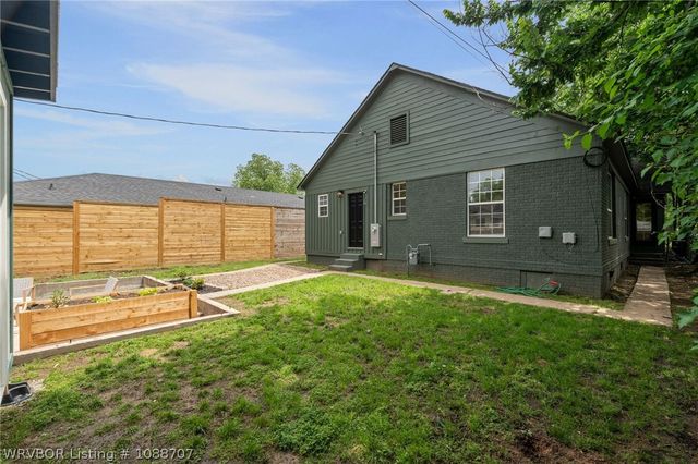 710 S 23rd Street, Fort Smith, AR 72901