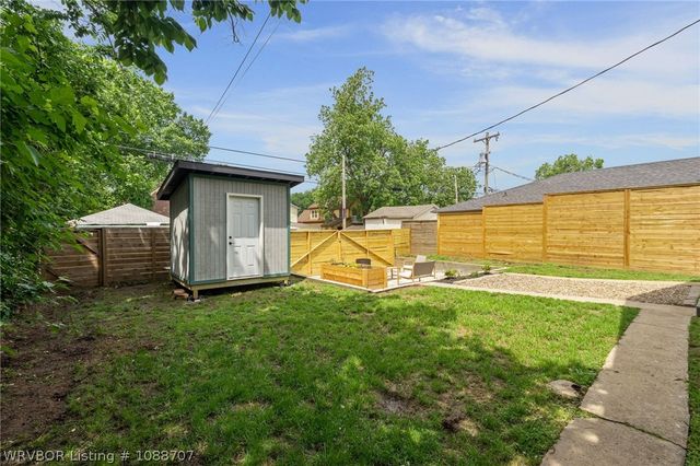 710 S 23rd Street, Fort Smith, AR 72901