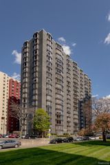 8200 E Jefferson 503, Detroit, MI 48214
