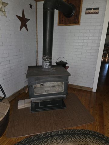 110 Cox Road, Irvine, KY 40336
