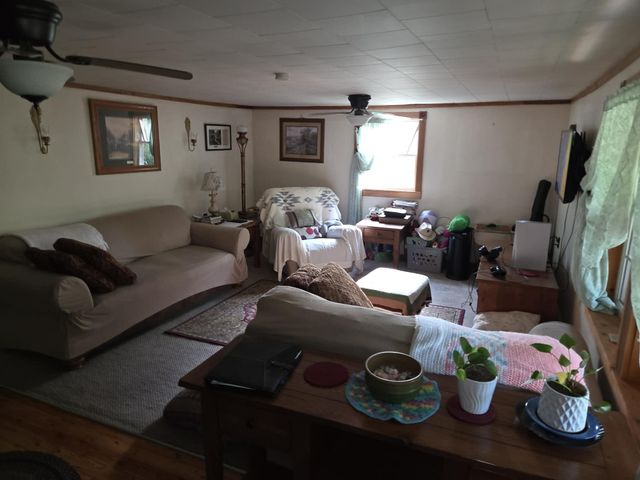 110 Cox Road, Irvine, KY 40336