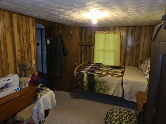 110 Cox Road, Irvine, KY 40336