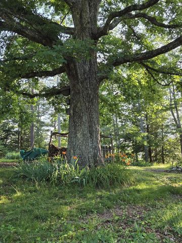 110 Cox Road, Irvine, KY 40336
