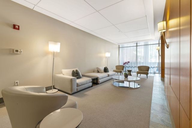 25 Channel Center St 210, Boston, MA 02210