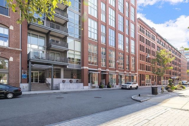25 Channel Center St 210, Boston, MA 02210